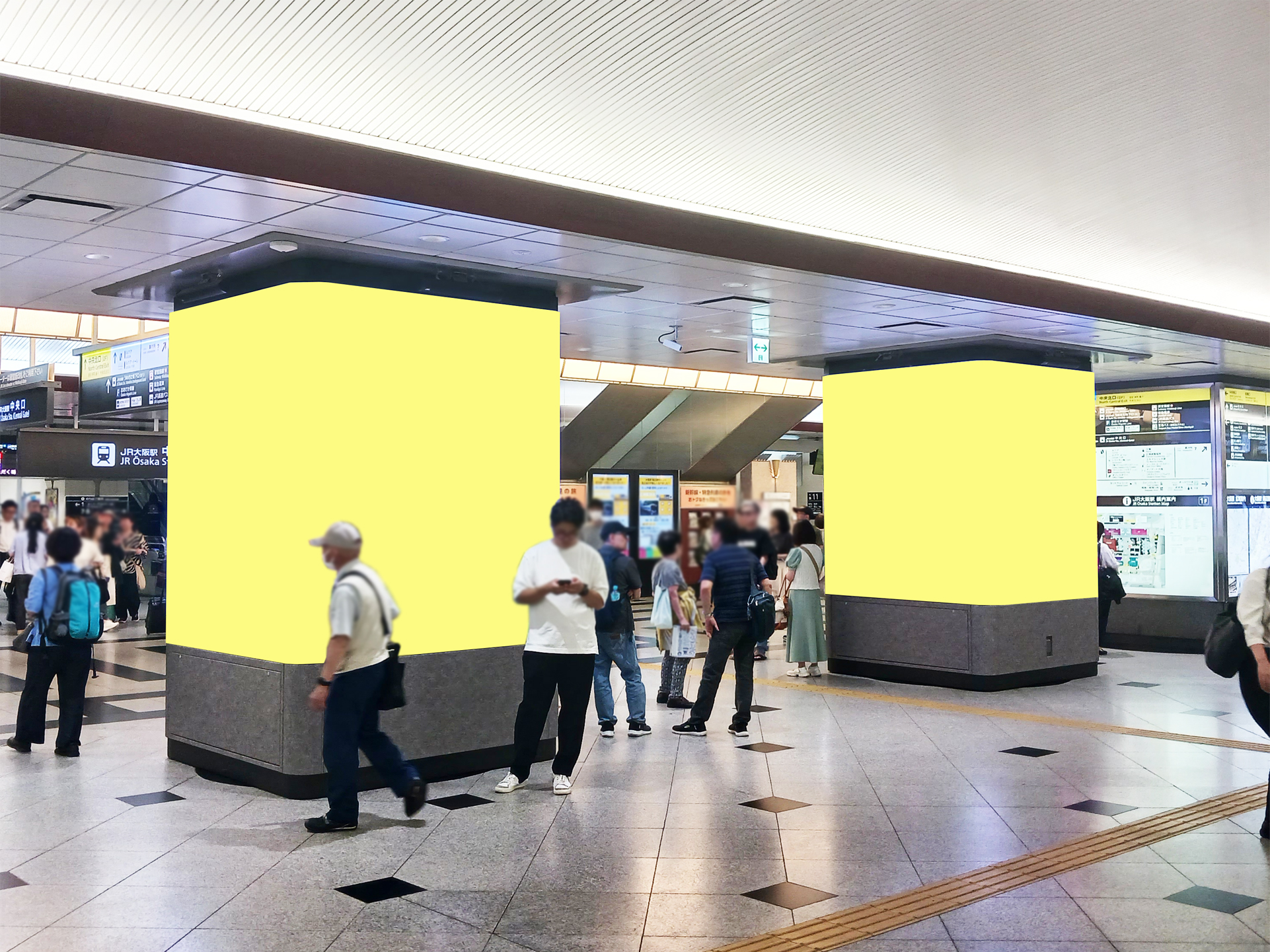 大阪駅中央口柱巻きLEDビジョン