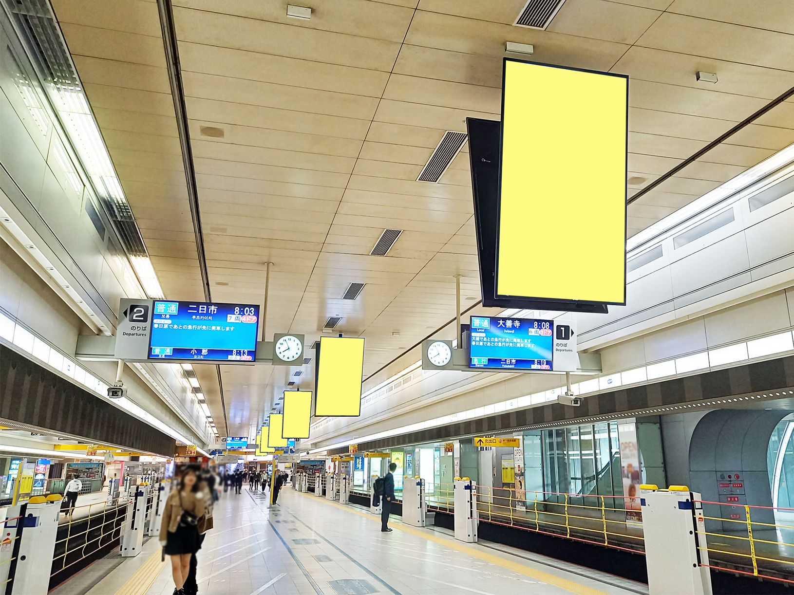 西鉄福岡（天神）駅ホームビジョン