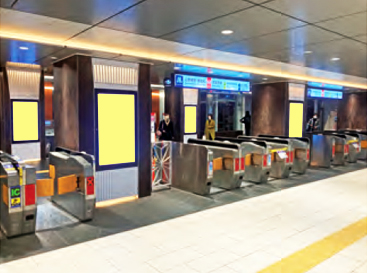 Osaka-Metro-心斎橋コンコースビジョン（駅ジャック）