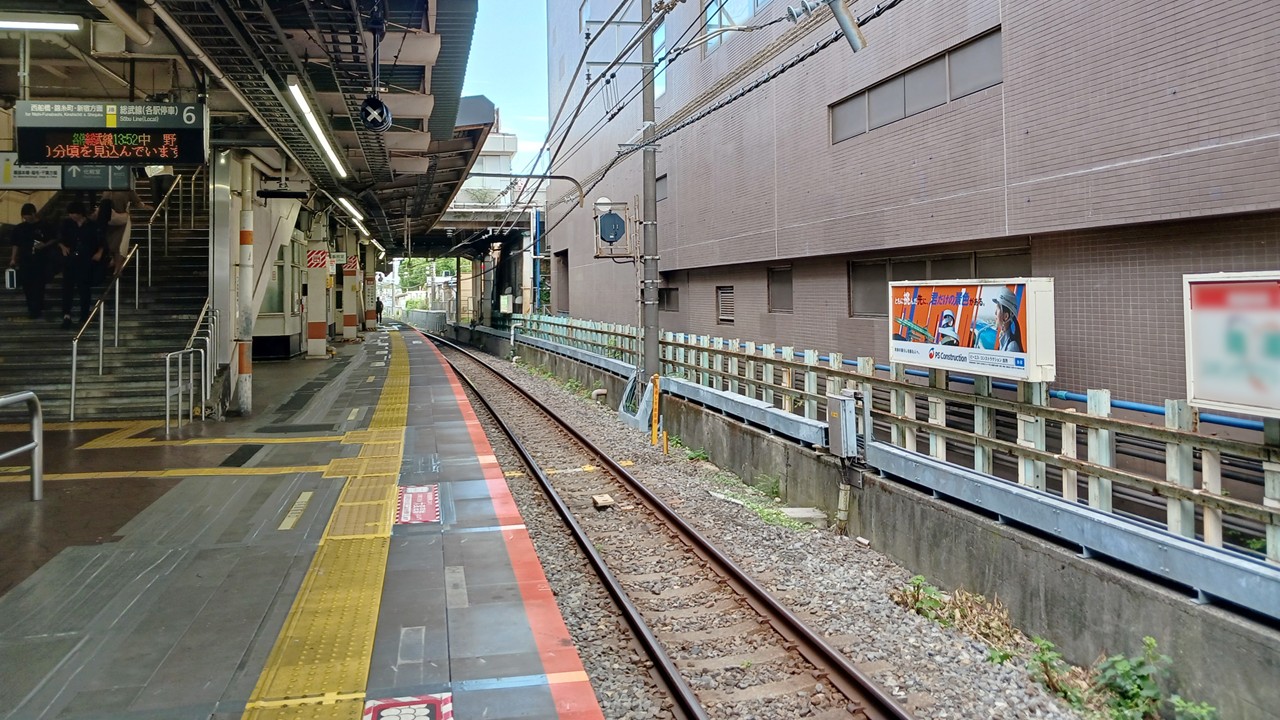 津田沼駅_駅看板_広告掲載事例_ピーエス・コンストラクション株式会社
