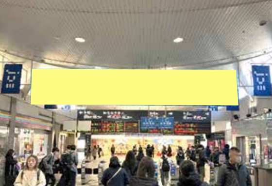  岡山駅 中央改札上大型フラッグ