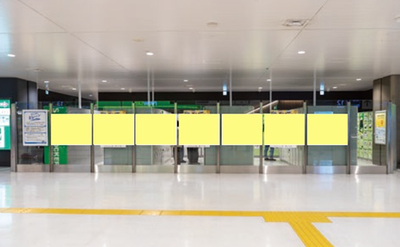 仙台駅新幹線中央口改札内ガラス面シート