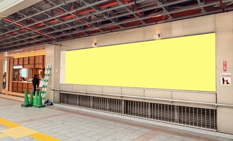 刈谷駅 南北連絡通路LEDビジョン