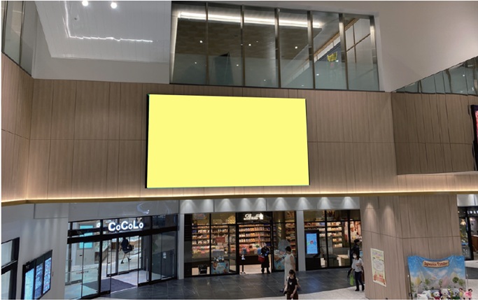 新潟駅 大型LEDビジョン